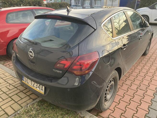 Opel Astra J
