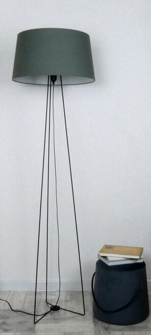 Lampa podłogowa INGEBYN industrialny retro