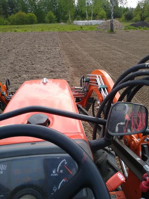 Usługi glebogryzarką separacyjną zakładanie trawników Łódź