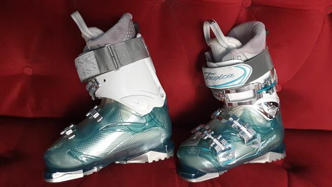 Buty narciarskie Tecnica jak nowe.