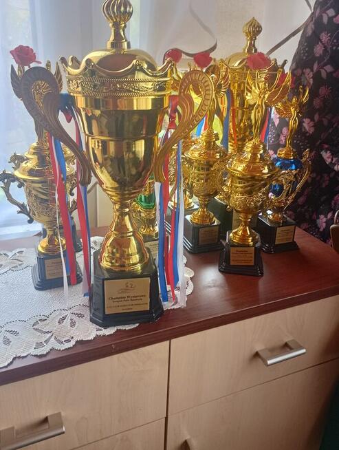 Reproduktor Amor Black &a tan zaprasza