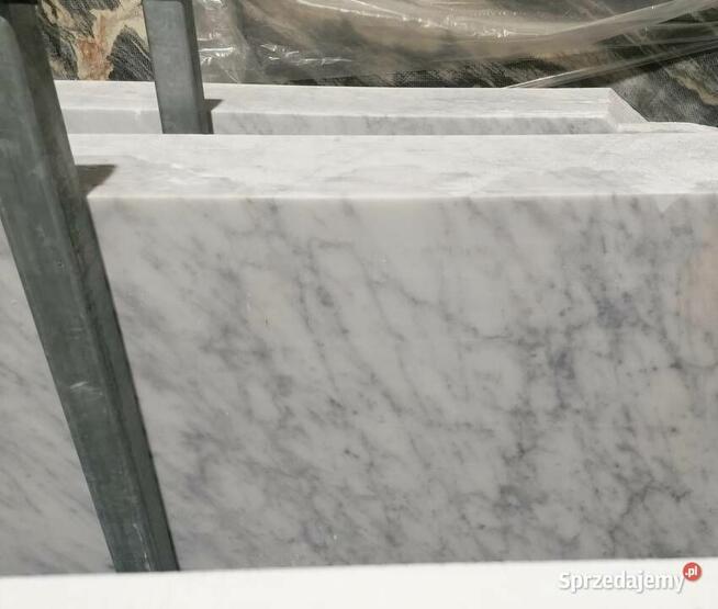Płytki marmurowe CARRARA BIANCO 40,6x40,6x1 poler