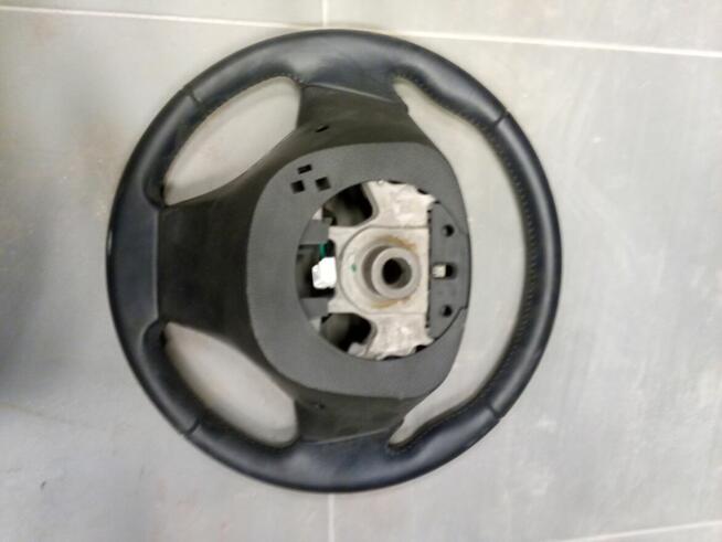 KIEROWNICA WIELOFUNKCYJNA NISSAN QASHQAI X-TRAIL