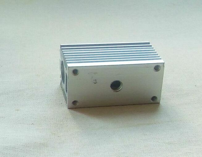 Moduł laserowy czerwony-krzyżowy regul.(5mW)+chłodzenie