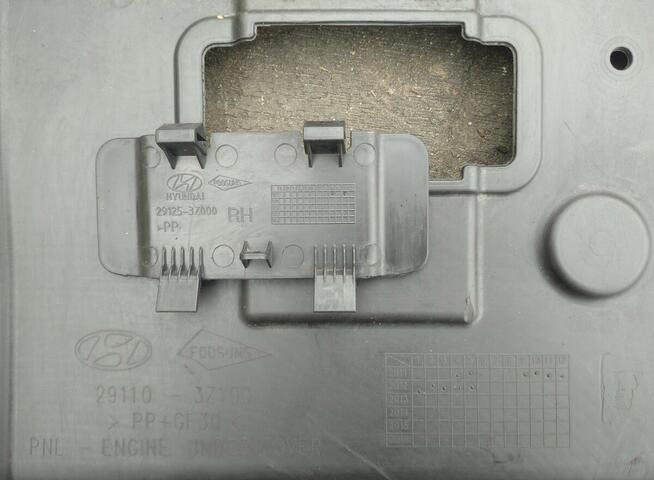 Hyundai i40 / I 40 osłona silnika 29125-3Z000 / 29110-3Z100