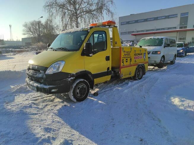 Pomoc drogowa laweta autolaweta holowanie 24 h