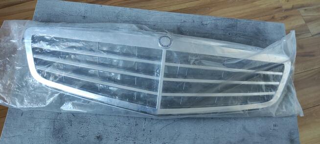Grill Mercedes C-klasa w204