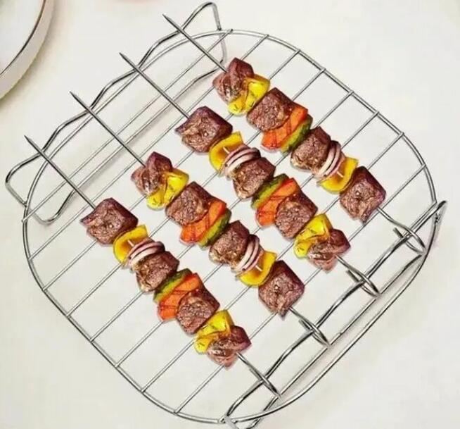 Nowy stojak na grill do frytownicy.