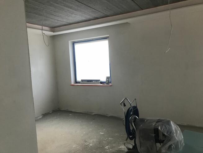 Gładzie oraz malowanie natryskowe, zabudowy gk