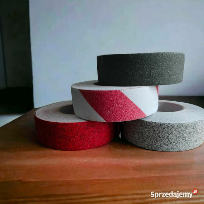 Taśma antyposlizgowa bezbarwna 50mm/18m