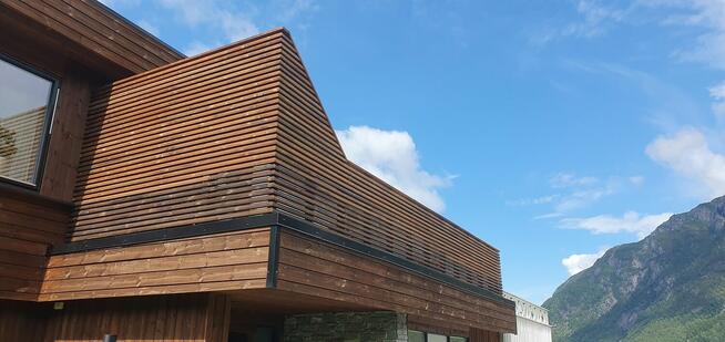 Tarasy, podłogi, stolarstwo