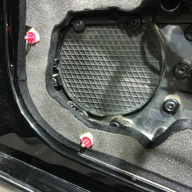 Wyciszanie samochodow