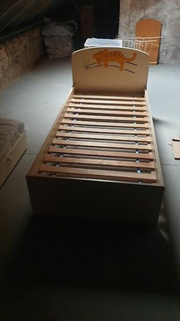 Sprzedam łóżko młodzieżowe