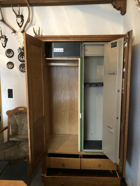 Szafa pancerna na broń