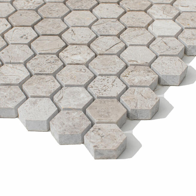 Mozaika heksagonalna z marmuru Tundra grey