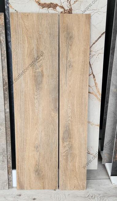 Płytki na schody, stopnica drewnopodobna 120X30 Guardian beż