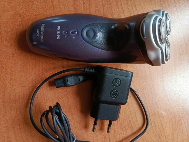 Golarka Philips Philishave 6852