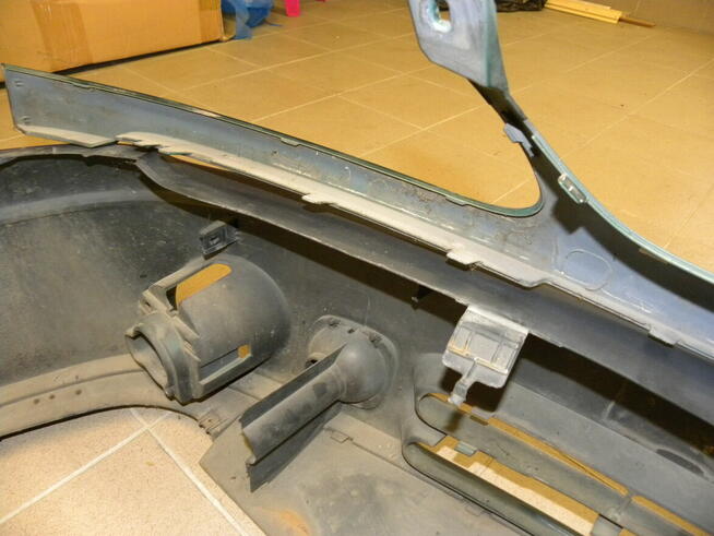 Zderzak grill od Renault laguna Lift