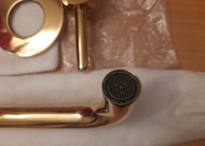 Bateria umywalkowa podtynkowa OMNIRES GOLD.