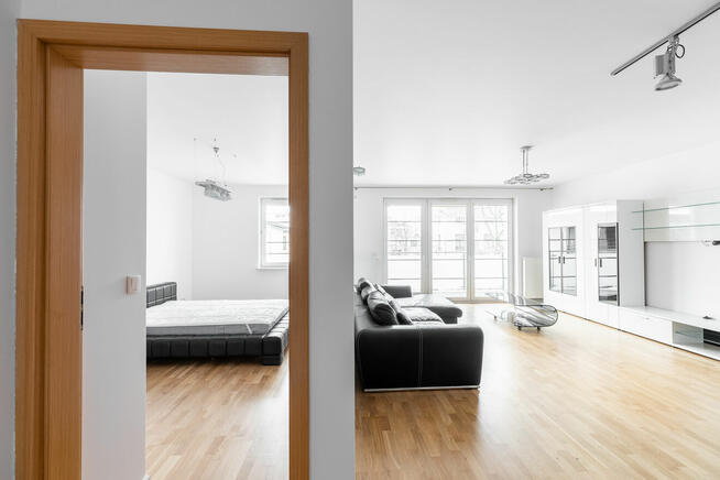 2 pokojowe, balkon, garaż obok PKP Włochy