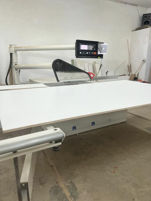 Poszukujemy stolarza oraz pomocnika stolarza