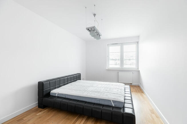 2 pokojowe, balkon, garaż obok PKP Włochy