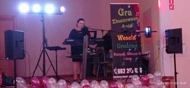 Zbuntowana Ania to muzyka na żywo /Dj