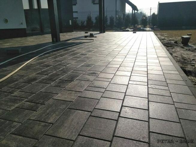BRUK Kompleksowe usługi brukarskie układanie kostki brukowej