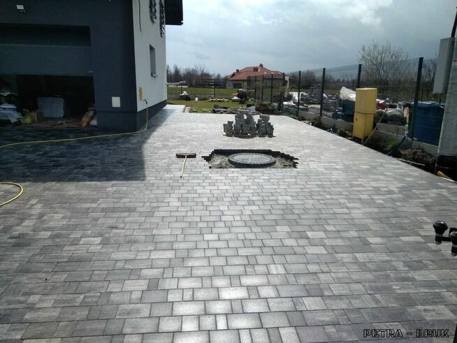 BRUK Kompleksowe usługi brukarskie układanie kostki brukowej