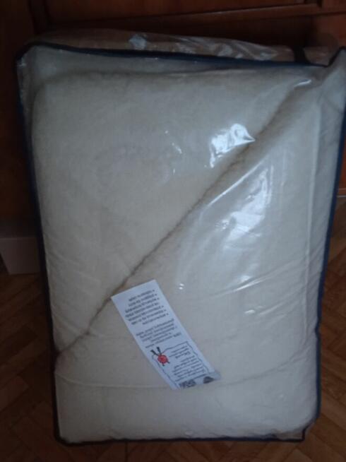 Kołdra wełniana 140/200 marki Woolmark