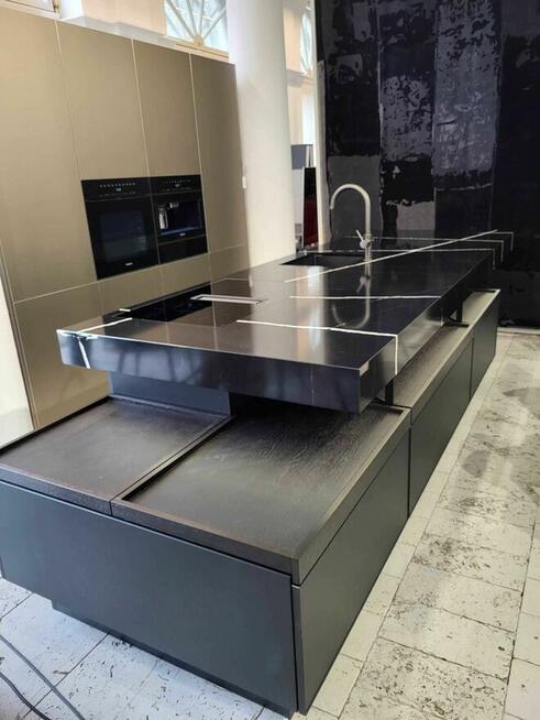 Schody kamienne, blaty kamienne, parapety kamienne