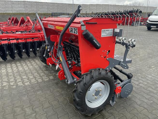 Siewnik Zbożowy Euro-Masz Euromasz 2,5m 2,7m 3,0m