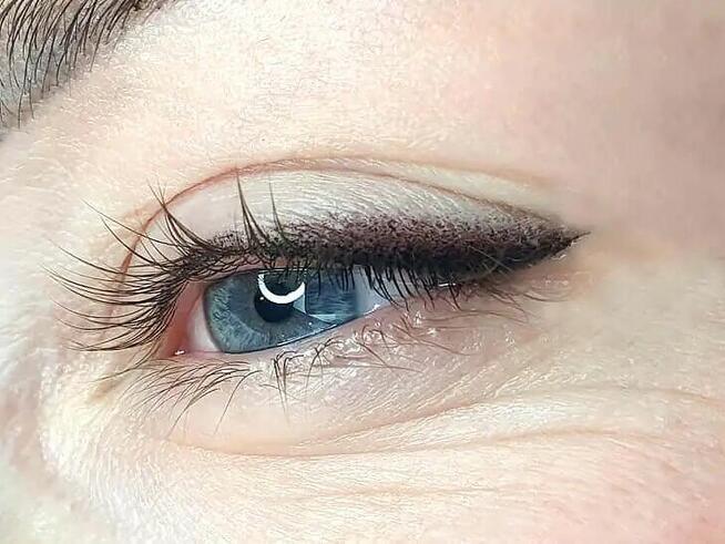 Makijaż permanentny