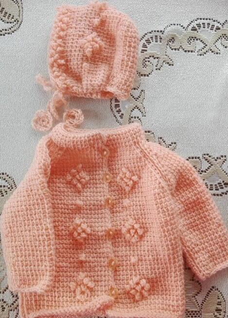 Ubranka z włóczki ręcznie robione