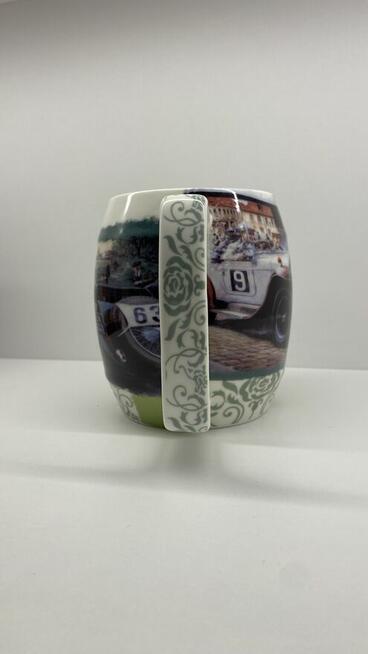 Kubek ceramiczny solidny z klasycznymi samochodami