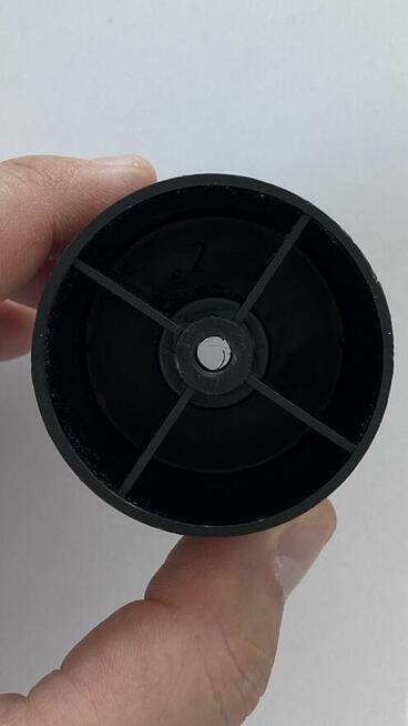 Stopka noga meblowa okrągła czarna 8szt. Akcesoria meblowe.