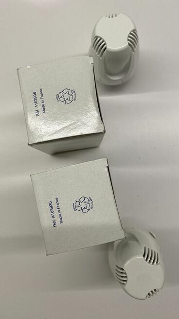 Głowica termostatyczna COMAP W5 3880371116 x2 i zawory termo