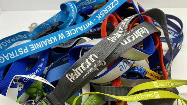 Smycze gadżety do kluczy, etykiet