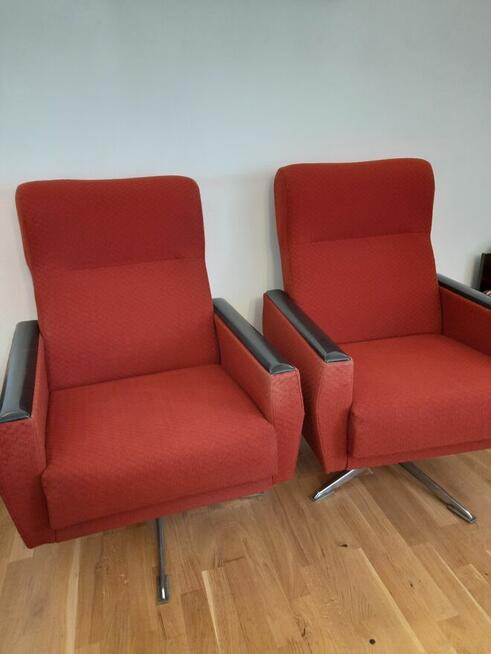 Fotele obrotowe z czasów PRL