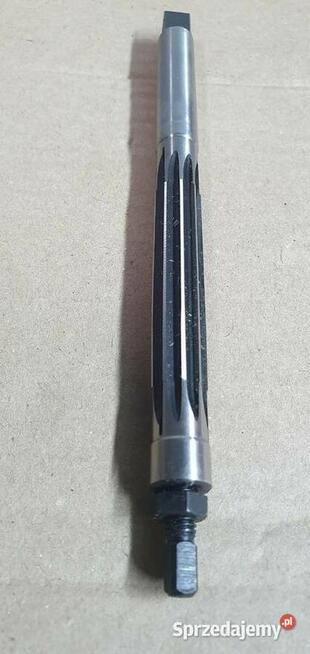 Rozwiertak Regulowany 12HSS