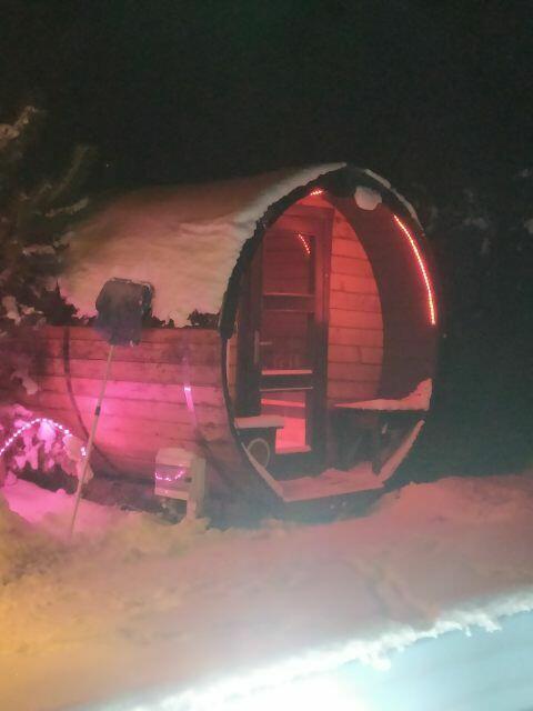 Wakacje na Mazurach - dom z basenem, jacuzzi i sauną