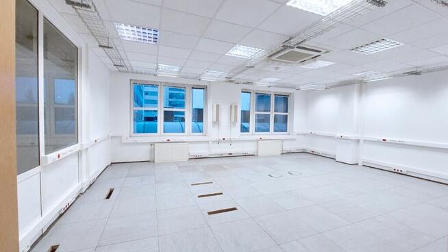 BIURO NA WYNAJEM - pomieszczenia w biurowcu przy Galerii