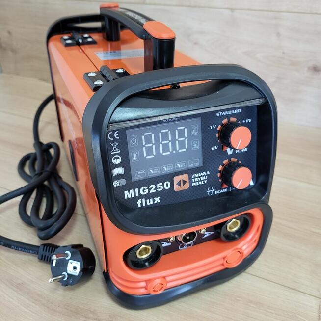 SPAWARKA MIGOMAT BEZGAZOWY FLUX MIG/MAG, MMA, TIG Kraft&Dele