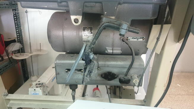 Mikrozygzak Singer 457G145