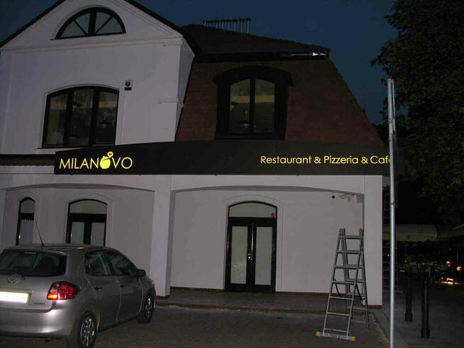 Litery przestrzenne 3D podświetlane