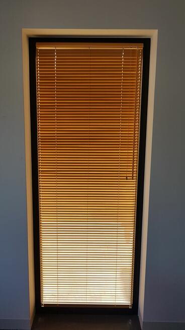 Żaluzja drewniana o lamelach 25mm | z dostawą i montażem