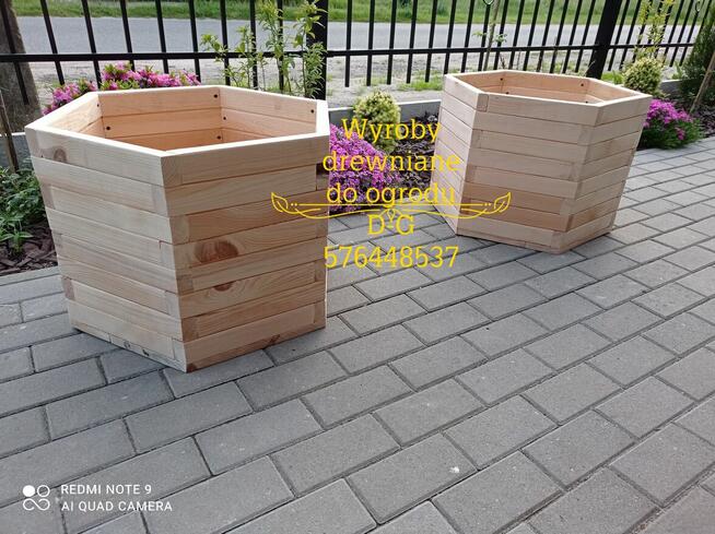 Donice - kwietniki drewniane do ogrodu