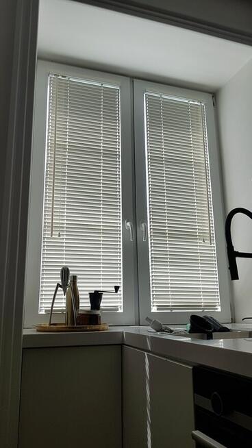 Żaluzja drewniana o lamelach 25mm | z dostawą i montażem