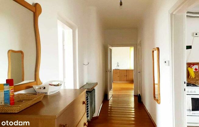 3-pokojowe mieszkanie, I piętro. Działka 552m2.