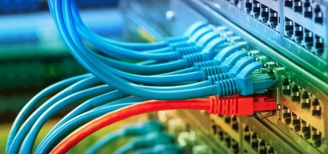 SERWIS MONTAZ systemów IT , kamer i alarmów